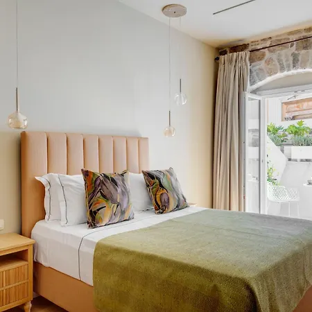 The Nestorian House *