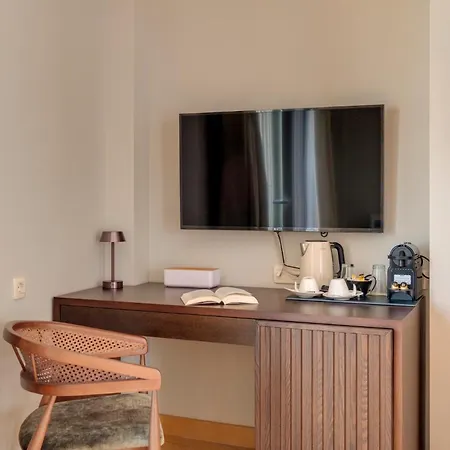 The Nestorian House *