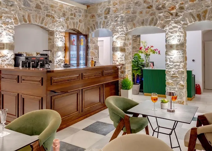 Апартаменты The Nestorian House