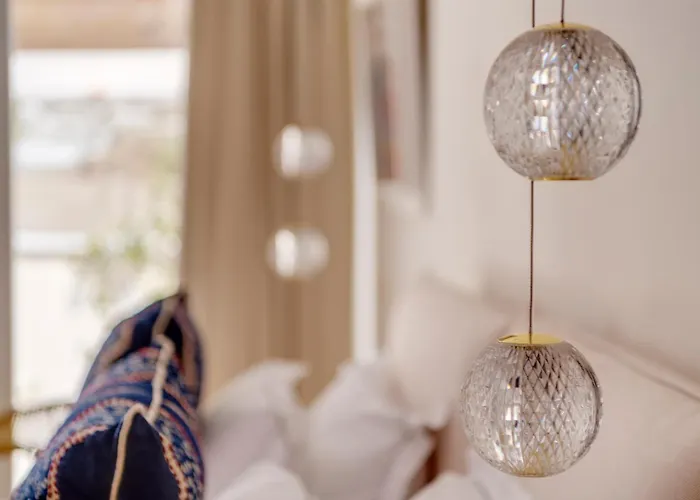 The Nestorian House Апартаменты Эрмуполис