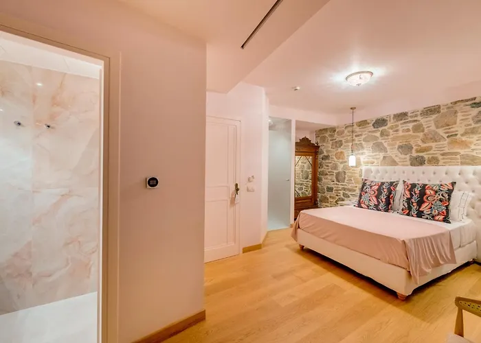 Апартаменты The Nestorian House