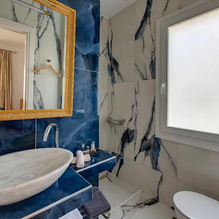 The Nestorian House *