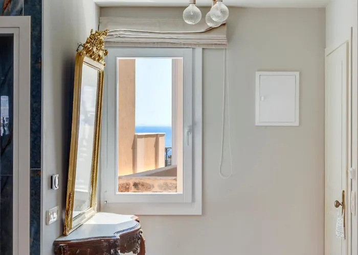 The Nestorian House Lägenhet