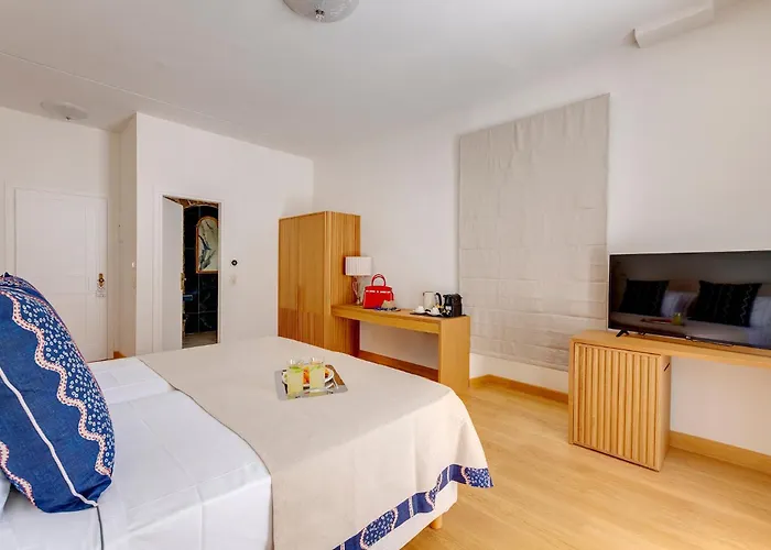 The Nestorian House *